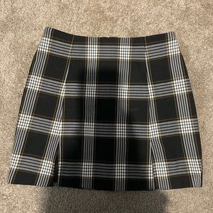 Aritizia (Sunday Best) skirt